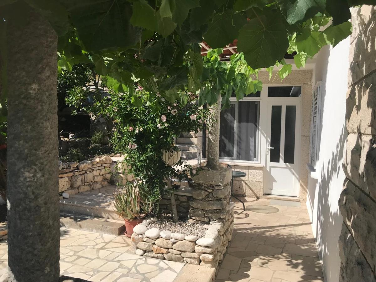 Ferienwohnung Apartman Flora'S Garden Korčula Exterior foto